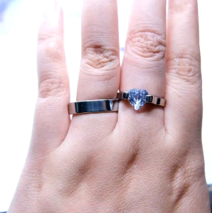 [GRATIS CETAK NAMA] Cincin Couple Titanium Anti Karat M25 | Cincin Pasangan | Cincin Hadiah | Cincin Lamaran | Cincin Tunangan | Aksesoris Pria Wanita