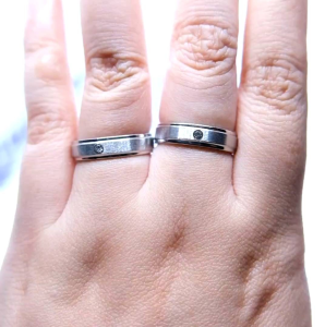 [GRATIS CETAK NAMA] Cincin Couple Titanium Anti Karat M31 | Cincin Pasangan | Cincin Hadiah | Cincin Lamaran | Cincin Tunangan | Aksesoris Pria Wanita