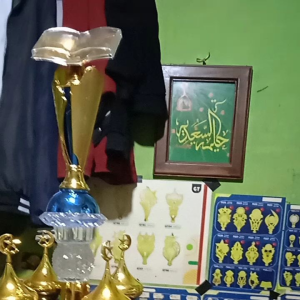 Piala Mewah Kaki 8 Juara Umum MHQ/MTQ