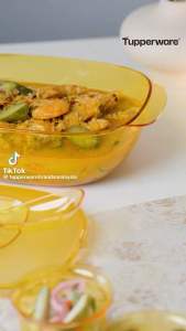 ชุดเสริฟอาหารเวฟได้ Tupperware Crystalline Server สีเขียว