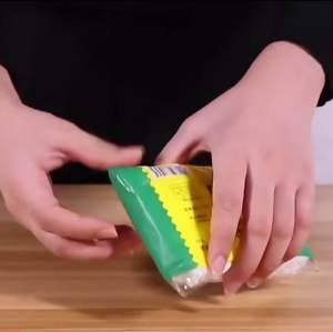 Readystock🇲🇾6 PCs disposable underware woman maternity panties free size一次性内裤6条装