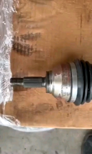 VOLKSWAGEN POLO VENTO 1.2 HATCHBACK DRIVE SHAFT GKN GERMANY GENUINE NEW OLD STOCK GOT RUST 6RF407761 100% ORIGINAL