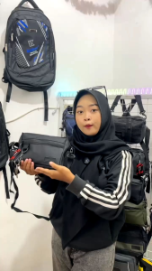 Tas Selempang Pria Hitam Polos PEGE Barnes Slingbag Waterproof AntiAir Model 3in1 Bisa Slempang Handbag Pouch - PG 9022