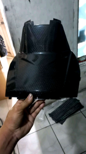 Tutup Mesin Beat Deluxe Karbon