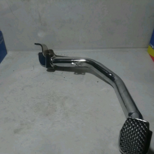 Pedal Rem Belakang Jupiter MX New 135: Suku Cadang Motor & Aksesoris