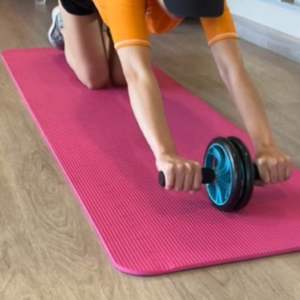 แผ่นรองออกกำลังกาย เสื่อโยคะ ฟิตเนส บริหารร่างกาย แผ่นหนา 10 มม. ใช้รองลดการกระแทก มีความยืดหยุ่น ป้องกันการบาดเจ็บ