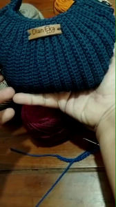 dompet koin rajut model kerang