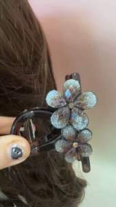 Ready stock Korea flower bling bling 8CM jaw clip