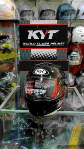 HELM KYT RC7 solid