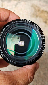 เลนส์มือหมุน Nikon NIKKOR 28mm f/3.5 Wide Angle Mount Nikon Ai Excellent 90-95%
