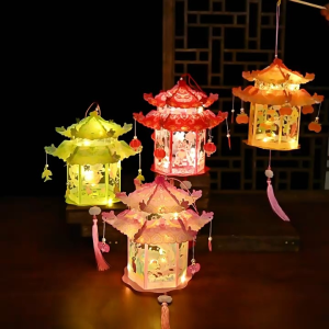 Đèn lồng trung thu kiểu cung đình cho bé yêu vui vẻ với họa tiết hoa sen và mái cong