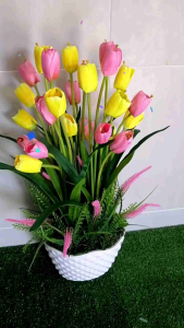 Artificial Flower Tulip With Pot / Bunga Tulip / Bunga Hiasan / Hiasan Rumah / Gubahan