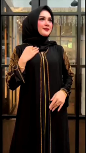 GAMIS ABAYA TURKEY SWAROSKI MEWAH DUBAI SYAMIA  HITAM DAN WARNA