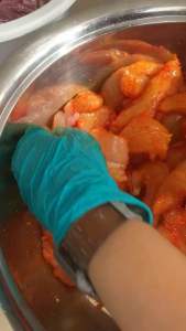 ผงหมักไก่ชูรสยายปู ขนาด 50 กรัม1ถุง หมักได้1กิโล