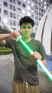 Đạo cụ cosplay Thanh kiếm katana phát sáng 7 chế độ màu hiệu ứng phun sương Đạo cụ Thanh kiếm Laser đầy màu sắc Điện Có Thể Sạc Lại Lưỡi samurai Đồ chơi bé trai Công nghệ tiên tiến Chiều dài 100cm Thiết kế Punk Tặng kèm cáp sạc và dầu Glycerin