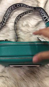 Túi Pháp ngăn đôi