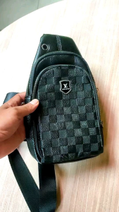 Tas Selempang Crossbody Bag Leather Black Kulit 1:1