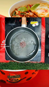 ซอสผัดกะเพรา Stir-Fried Holy Basil Chilli Sauce