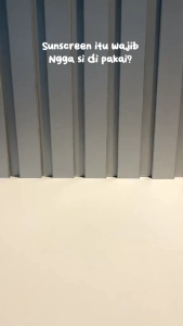 Sunscreen Suncare Lotion SR12 Melindungi Kulit Dari Paparan Sinar Matahari BPOM Original Mencerahkan Wajah Pencerah