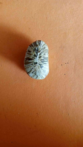 batu tarikan alam (pengas!han)