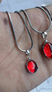 Kalung Titanium Liontin Merah Delima Kecil Sedang Besar