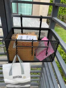 |CLASSIC|ตะกร้ารับพัสดุหน้าบ้าน ตะกร้ารับอาหาร ตะกร้าใส่ของหน้าบ้าน ฟรี!! ตะขอแขวน แข็งแรงมาก ทนแดด/ฝน รับน้ำหนัก15กิโล