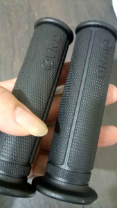 HANDGRIP GRIP VND ORIGINAL + JALU STANG JUMBO SEPASANG KANAN KIRI UNIVERSAL MOTOR