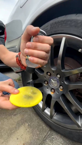 Free Sponge 🧽 Silicone Wax Tyre 120ml