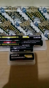 Baterai Sony 6800 Mah 3.7 V 1 Pasang Sudah Termasuk Kotak Baterai