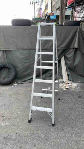 บันไดอลูมิเนียม 3ขั้น หนา 1.2มิล GOLD เขียว บันได อลูมิเนียม บรรได บันไดอะลูมิเนียม อะลูมิเนียม บันไดพับ บันไดทรงเอ บันไดพับได้ นั่งร้าน ALUWARE AW247