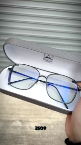 สำหรับค่าสายตาปกติ-แว่นตากรองแสงเลนส์พรีเมี่ยมบลูบล็อกออโต้ กรองแสงหน้าจอคอม มือถือ เลนส์ป้องกันรังสีสีฟ้า กันแดดUV400 เคลือบกันลอกไอน้ำเกาะ (รหัส 2509)