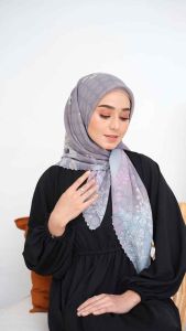 Hijab Sadiya Segiempat Motif: Pilihan Hijab Elegan untuk Berbagai Acara