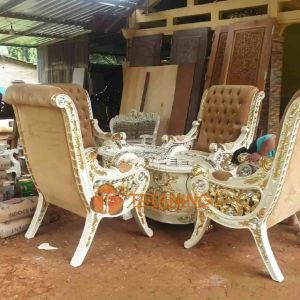 KURSI TAMU RAFI AHMAD KAYU JATI FINISHING MEWAH UKIR RAFFI MEJA DEKORASI RUANG INTERIOR MURAH TATANING FURNITURES JEPARA