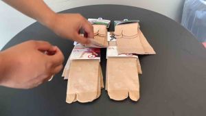 12 Pasang Kaus Kaki Jempol Korea Motif Unik