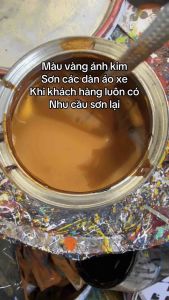 Màu cam ánh kim sơn dàn áo xe khi khách hàng có nhu cầu sơn lại