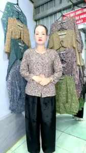 Bộ Bà Ba 2 Túi Bà Già(Sét gồm 2 Món 1 Quần Và 1 Áo).