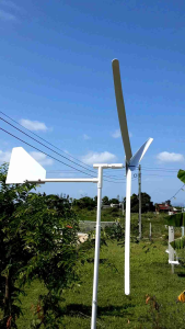 กังหันลมMinimal  ความยาวใบพัด 50 ซม สีขาว  มีลูกปืน หมุนได้ง่ายตามแรงลม