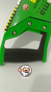 Gergaji kayu manual ukuran 14 inchi gagang plastik plus karet siap pakai