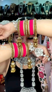 ชุดสร้อยคอ ชุดใหญ่ มี 8 ชิ้น สีเงิน สินค้าพร้อมส่ง