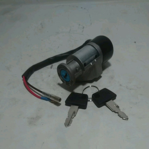 Kunci Kontak Only Karisma: Aksesoris Kendaraan Dengan Desain Ergonomis & Kinerja Optimal