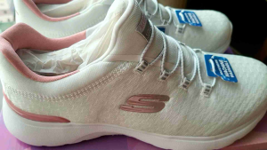 GIÀY SNEAKERS NỮ GIÀY THỂ THAO SLIP INS DẠNG XỎ CHÂN GIẶT MÁY ĐƯỢC SPORT ROSEATE MEMORY FOAM SIZE 38(Miễn trả lại do đổi ý hay không mang vừa)