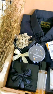 Hampers Kemeja Cowok: Kado Ulang Tahun & Wisuda