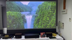 Epson EpiqVision Ultra LS800 Ultra Short Throw 3-Chip 3LCD Smart Streaming Laser Projector 4000 Lumens 4K PRO-UHD HDR 150" Android TV 2.1ch Yamaha Built-in Speakers - Black (3 Years Local On Site Warranty)