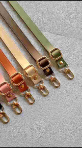 TALI TAS KULIT SINTETIS UK 2CM × 130CM . BANTOLAN EMAS BENTUK GEMBOK TEBAL PREMIUM