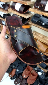SANDAL POL KULIT