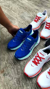 Sepatu Lari Pria & Wanita: Hoka Mach 4 Terbaru