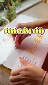 1 Thùng 25kg  48-50 cái  Bánh  LIU trứng chảy ngàn lớp loại 1
