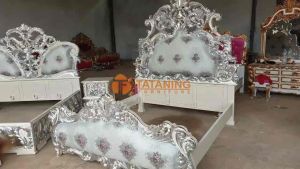 (WAJIB BACA DESKRIPSI) DIPAN KUPU KUPU DAUN KAYU JATI FINISHING BEDSIDE NAKAS STOOL MEWAH UKIR DEKORASI INTERIOR RUANG RANGKA TEMPAT TIDUR MURAH TATANING FURNITURES JEPARA
