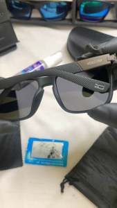 [ BISA COD ] DISKON KACAMATA HITAM POLARIZED VC 9501 ENGSEL PER 100% ANTI BARET DAN KOROSI FREE HARD CASE LIMITED EDITION TANGKAI BESI TITANIUM MIX RUBBER | KACAMATA PASER IKAN TERMURAH | -Mayastoree