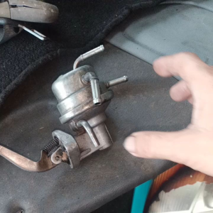 Used Proton Wira fuel pump carburetor pakai